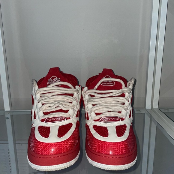 LOUIS VUITTON - Picture 2 of 3